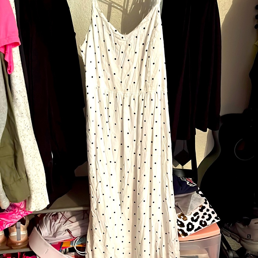 Medium summer dress white with black polka dots